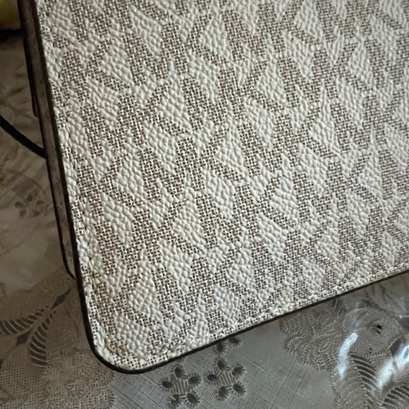 Michael Kor's Greenwich Satchel - Picture 9 of 9